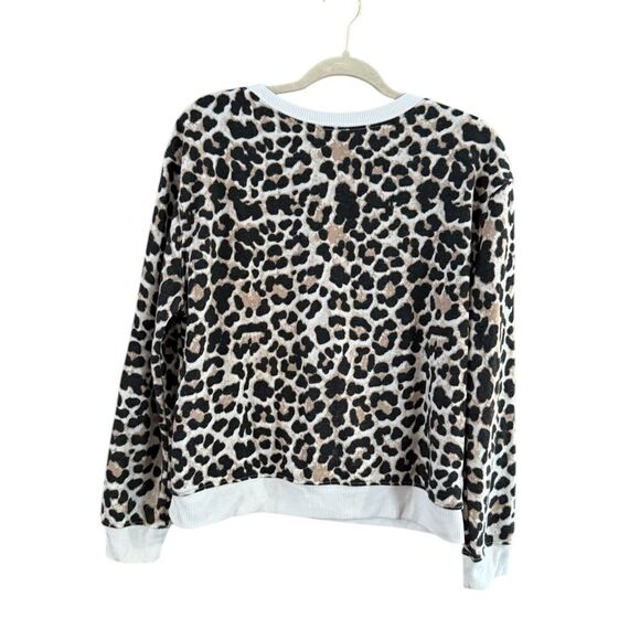 No Boundaries Large Animal Print Sweatshirt - Picture 5 of 9